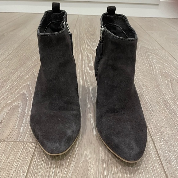 Size 8.5 Dolce Vita ankle boots - Picture 4 of 10